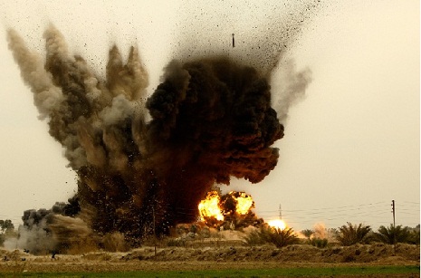 Blast in frontline area: three wounded